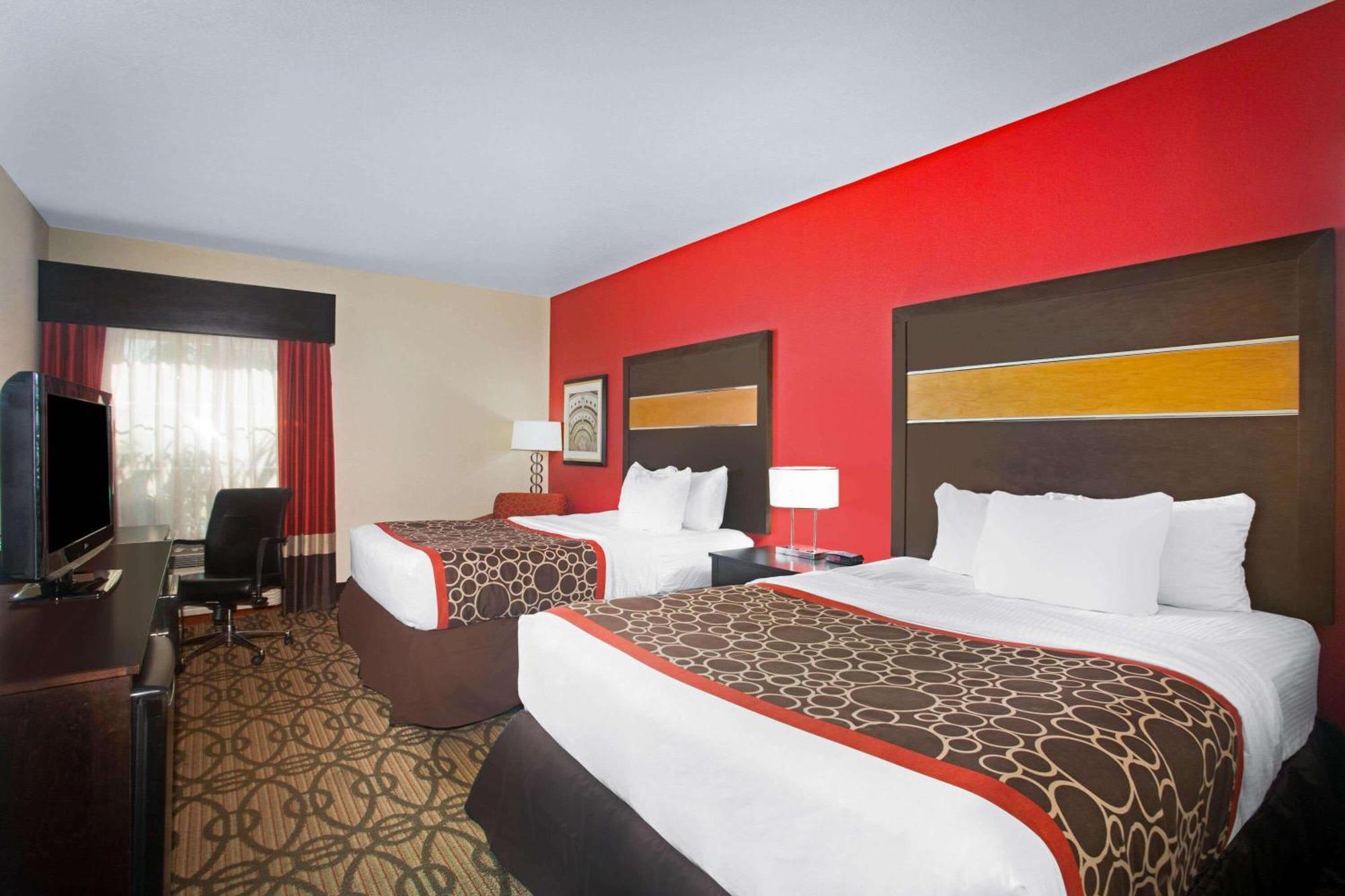 La Quinta By Wyndham Pearsall Ngoại thất bức ảnh