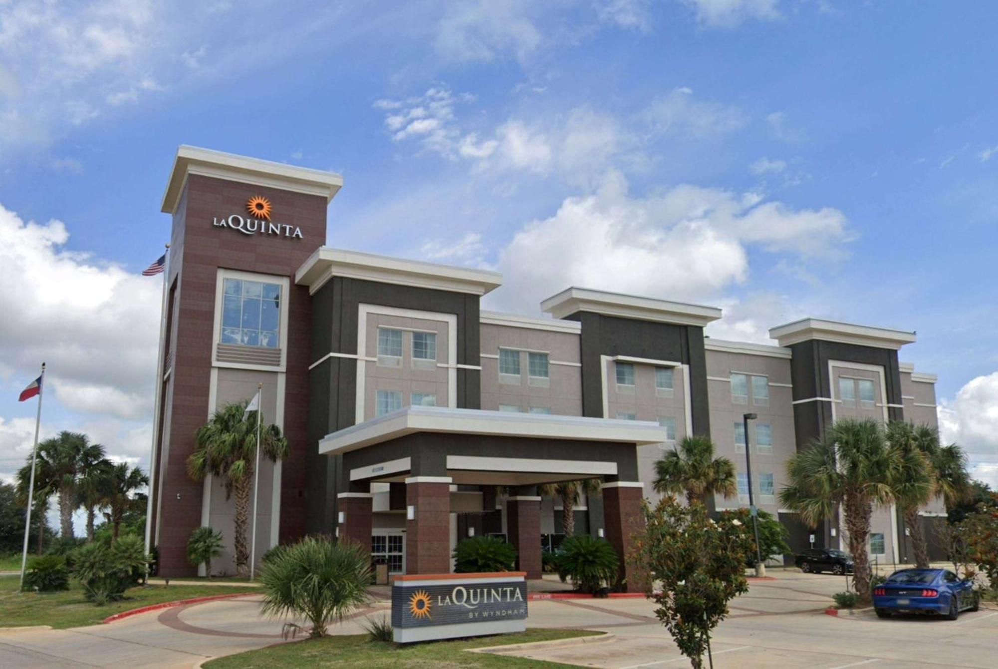 La Quinta By Wyndham Pearsall Ngoại thất bức ảnh