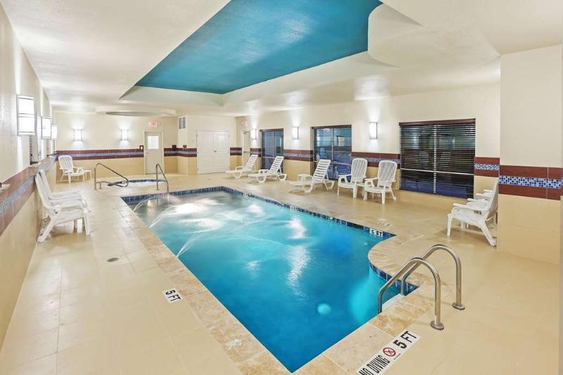 La Quinta By Wyndham Pearsall Ngoại thất bức ảnh
