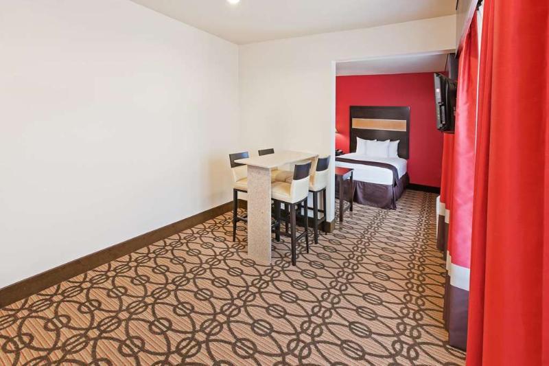 La Quinta By Wyndham Pearsall Ngoại thất bức ảnh